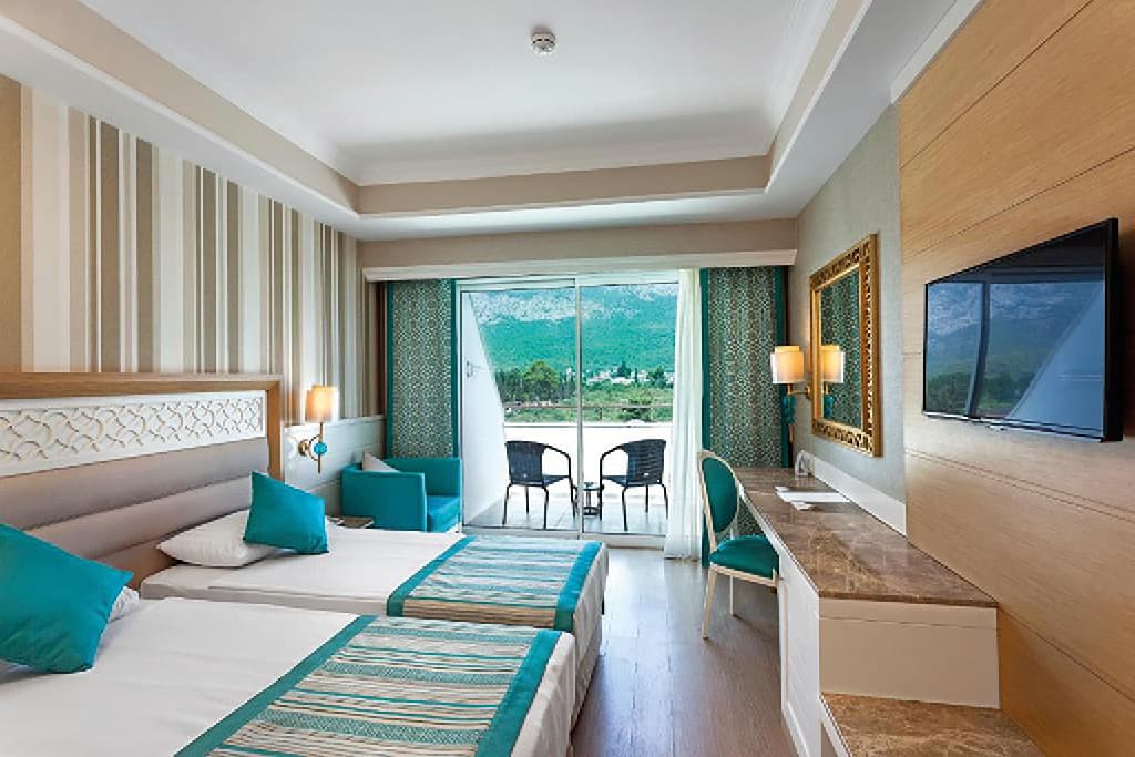 Pokoj v hotelu Karmir Resort & Spa